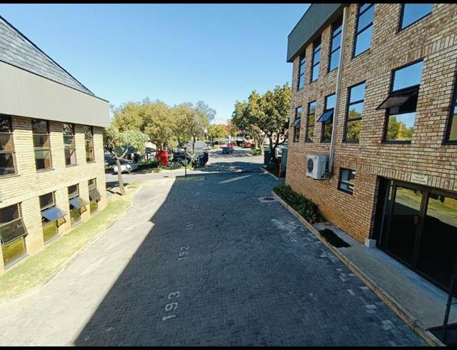 BUSINESS PROPERTY TO RENT IN HURLINGHAM